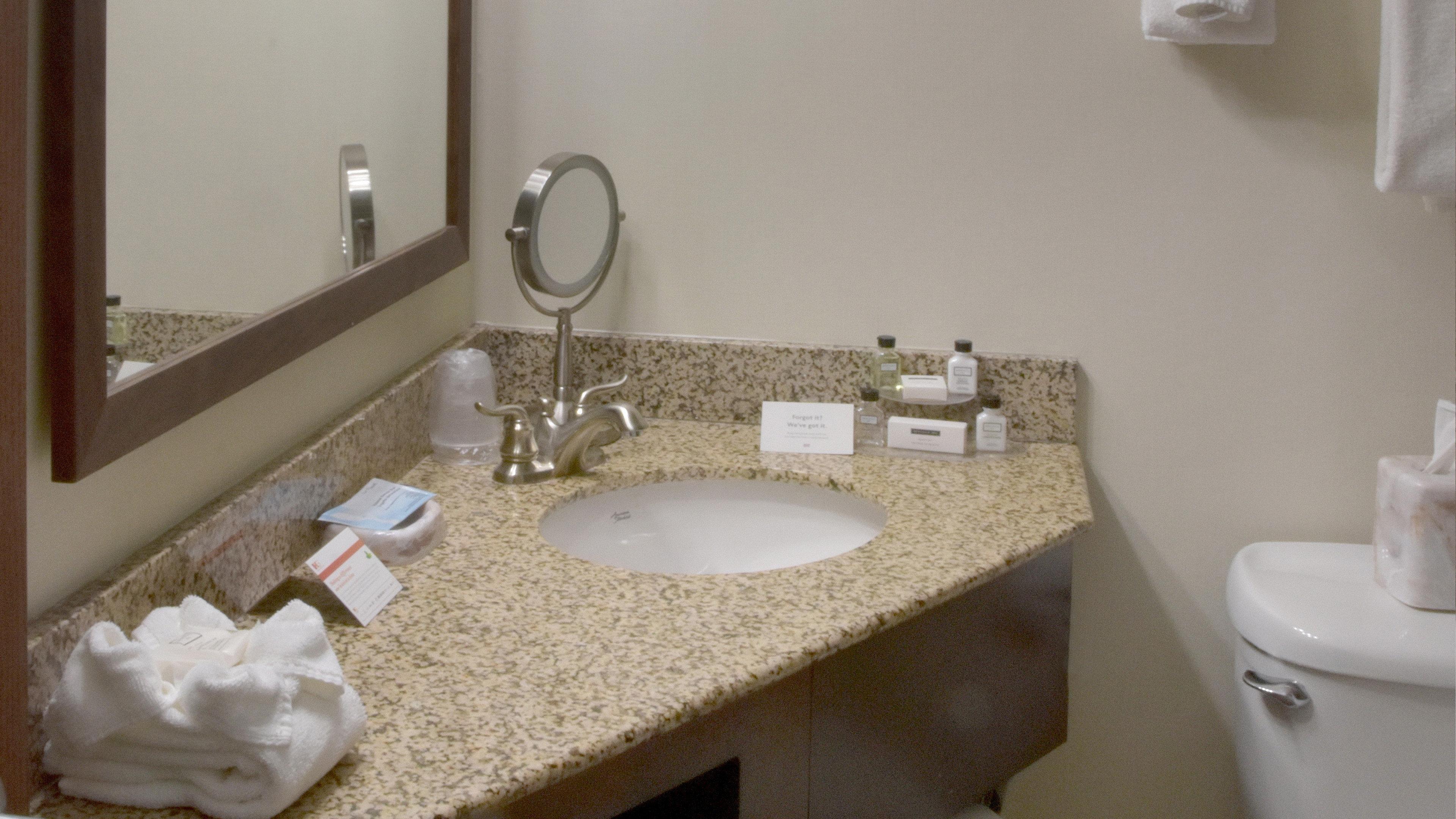 Crowne Plaza Cleveland Airport By Ihg Hotel Middleburg Heights Buitenkant foto