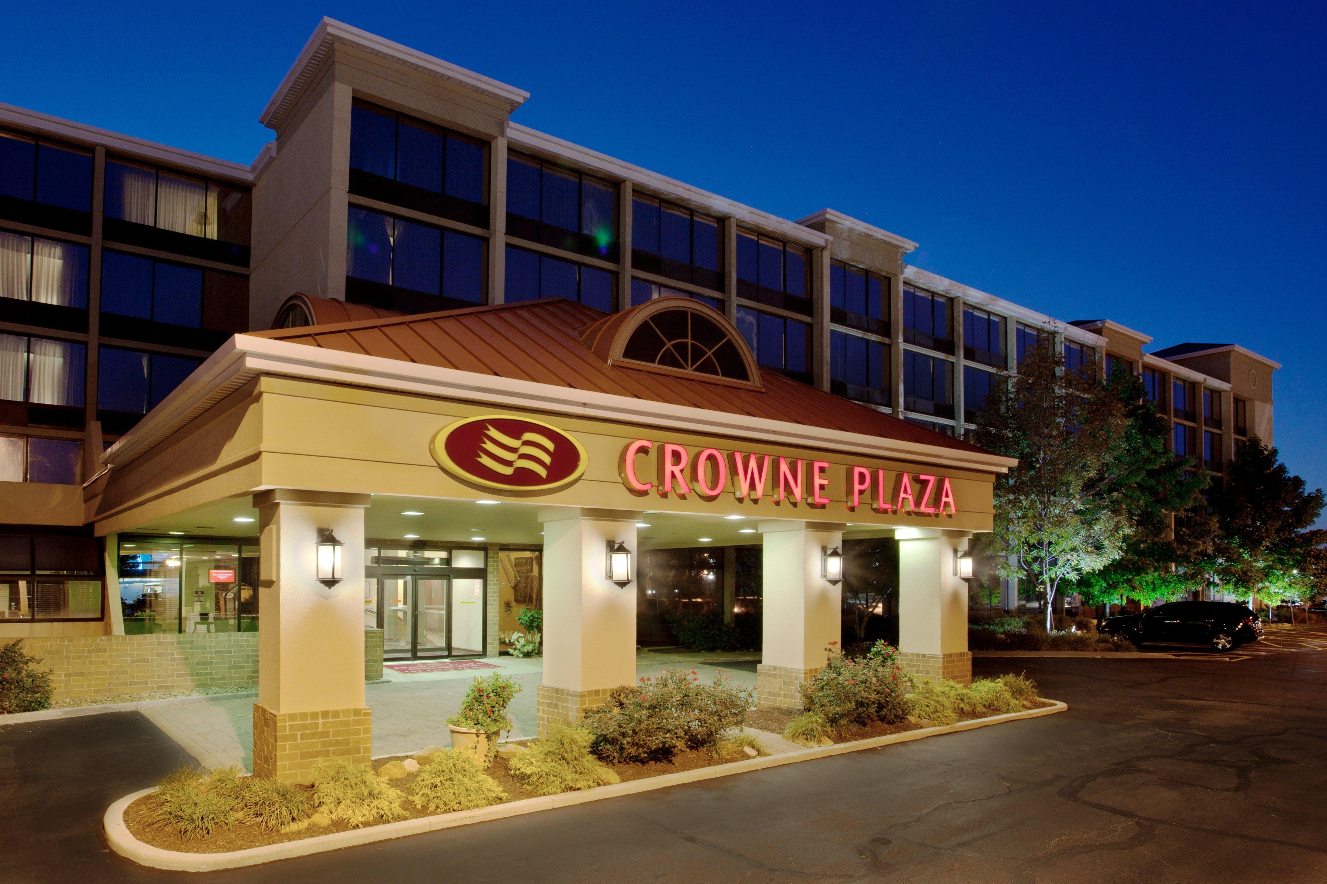 Crowne Plaza Cleveland Airport By Ihg Hotel Middleburg Heights Buitenkant foto