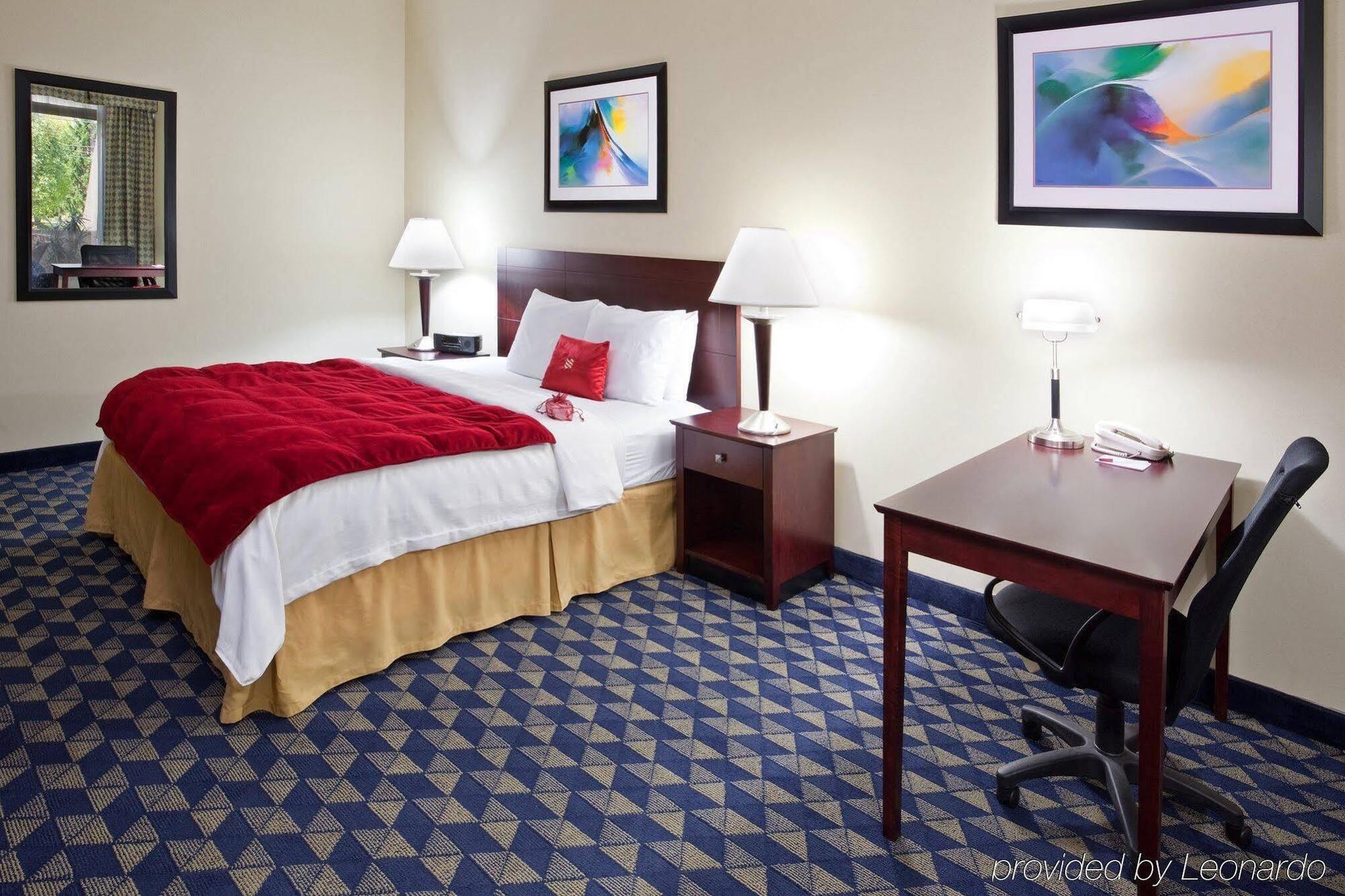Crowne Plaza Cleveland Airport By Ihg Hotel Middleburg Heights Buitenkant foto